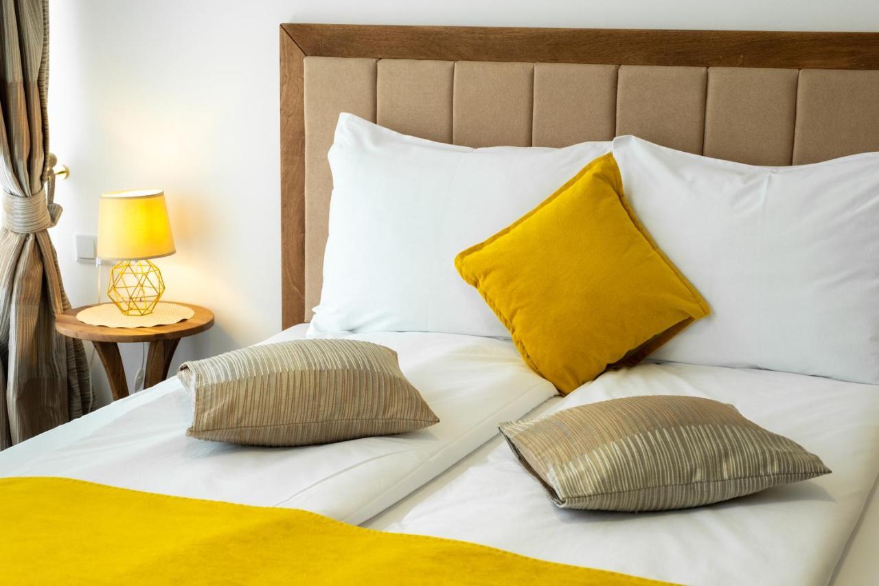 Edemus - Motel & Restaurant Maglaj Ngoại thất bức ảnh