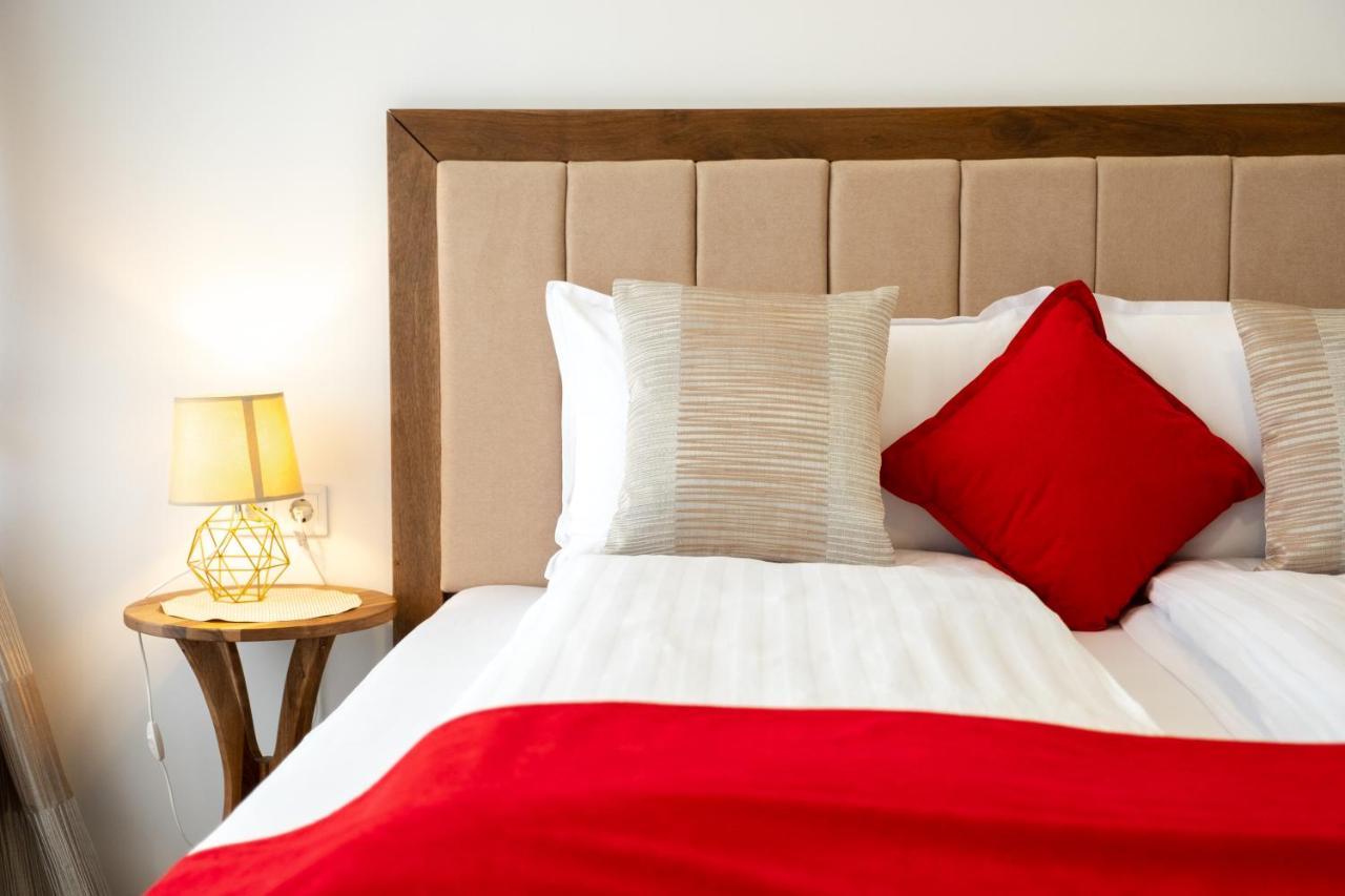 Edemus - Motel & Restaurant Maglaj Ngoại thất bức ảnh
